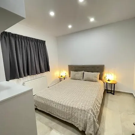 Apartment Central Luxury In Paralia Ofryniou