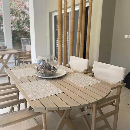 Apartment Central Luxury In Paralia Ofryniou
